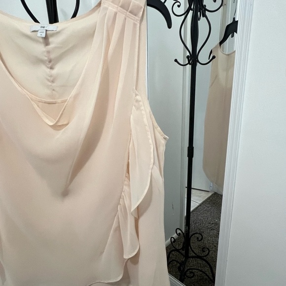 GAP Elegant Cream Sleeveless Top. #09 - Picture 2 of 6